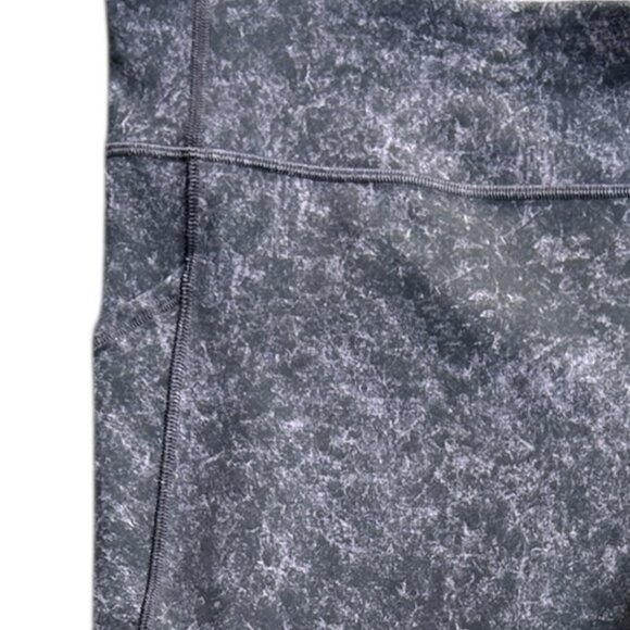 Lululemon Invigorate High Rise Tight 25” Dusky Lavender Denim Wash Cropped - Picture 4 of 6